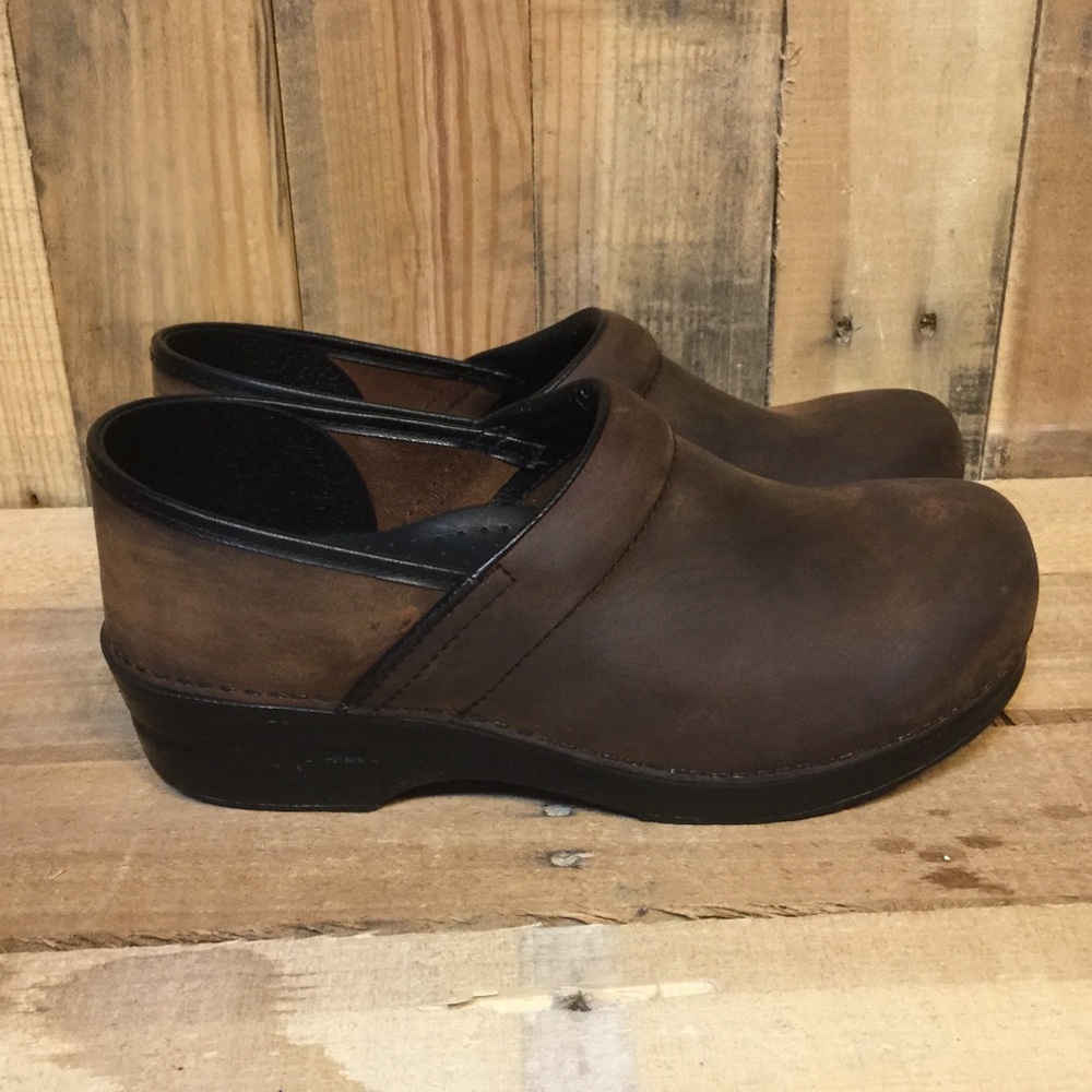 Dansko brown Leather clogs
